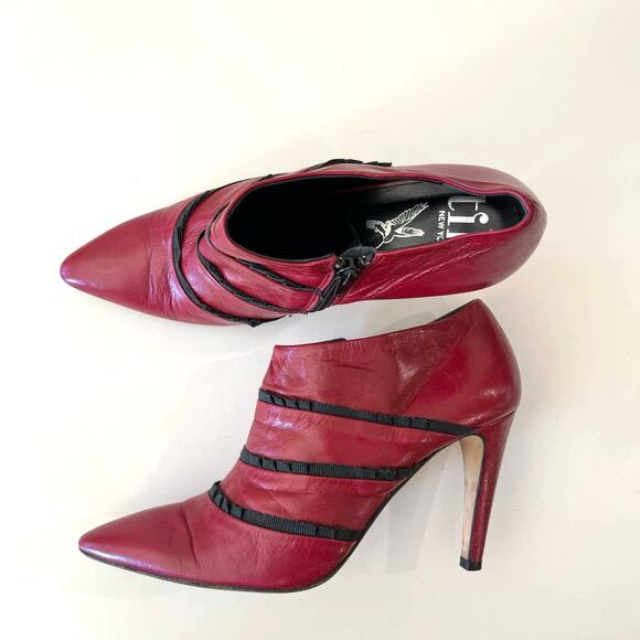 Tibi New York Heeled Bootie Size 7.5 Fuschia Pink Purple Black Ruffle - Picture 12 of 13